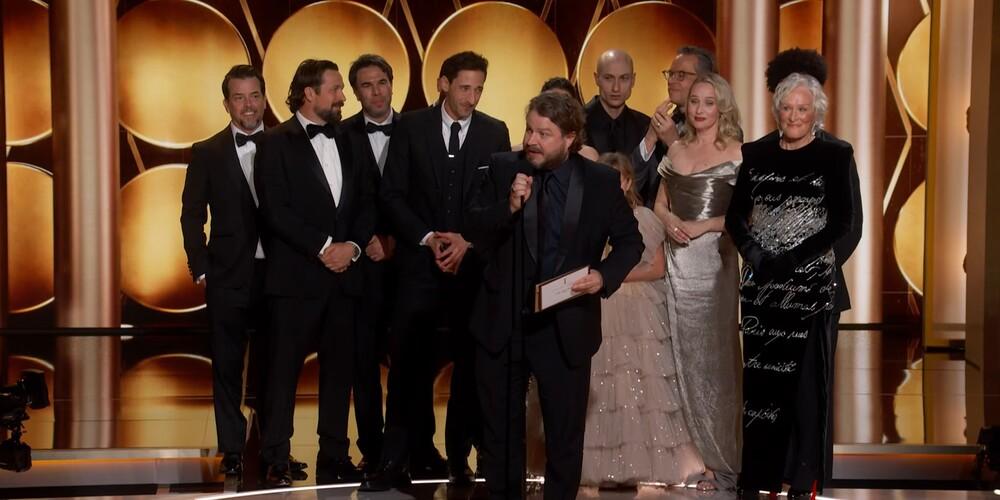 Recap: Nikki Glazer hosts a mild 82nd Golden Globes, with a few pleasant&nbsp;suprises