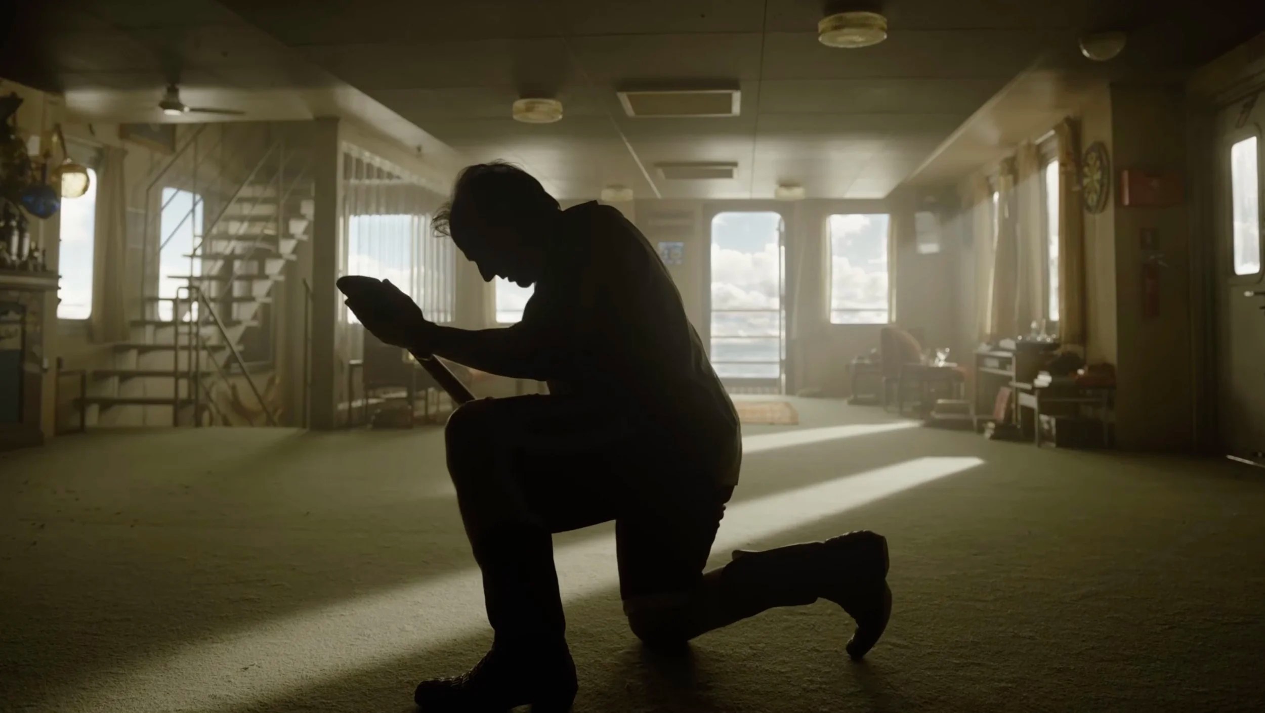 Tom Cruise Wields a Shovel as Humanity's Savior in Teaser Trailer For DIGGER  — GeekTyrant